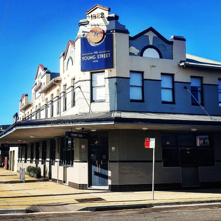 The Young Street Hotel Carrington Exteriér fotografie